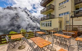 Alpina Hotel Murren